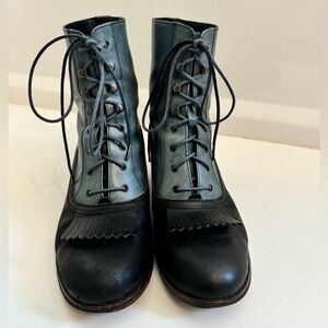 Wolverine Samantha Pleet Nesbit Kiltie Oxford Boot Blue Black